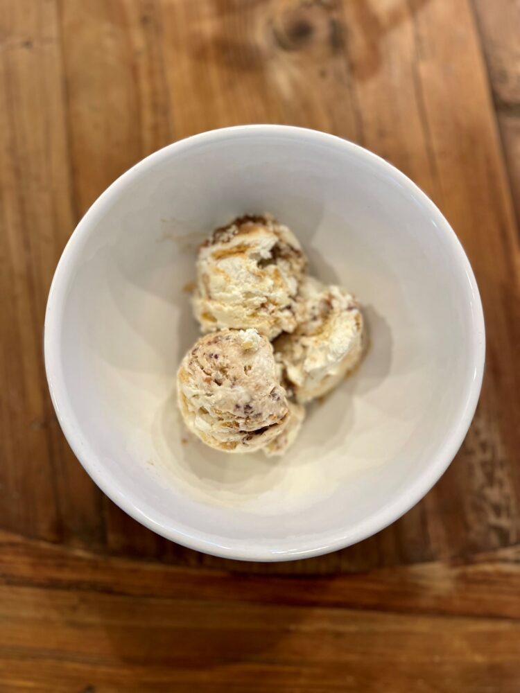 pecan pie ice cream bowl